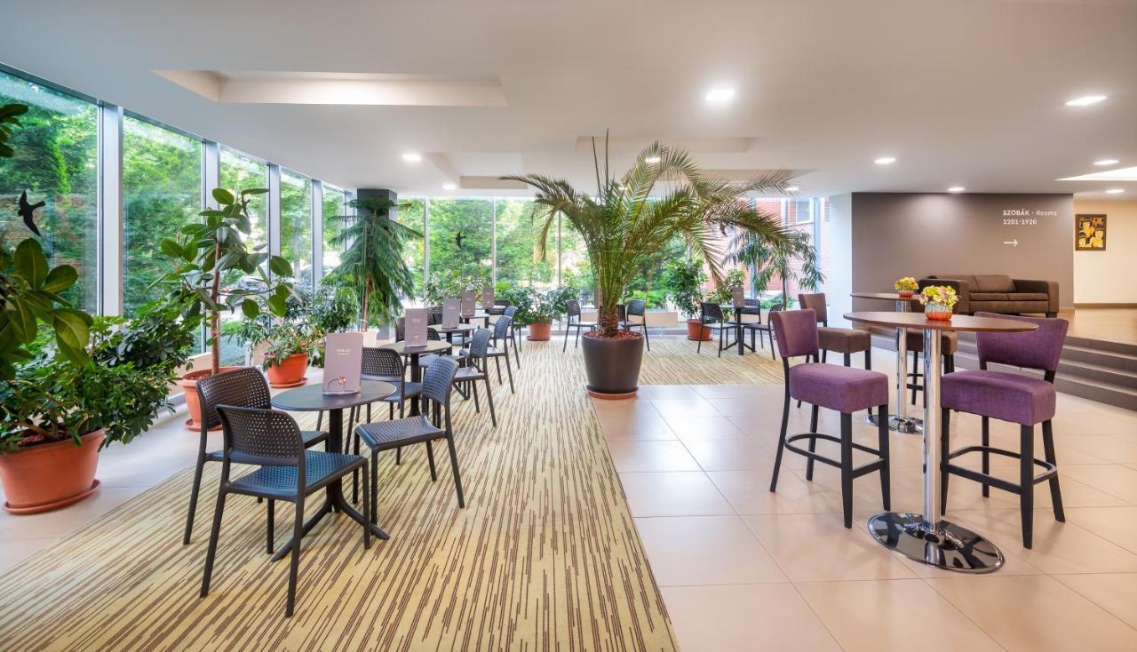 Hunguest Hotel Дьюла Екстер'єр фото