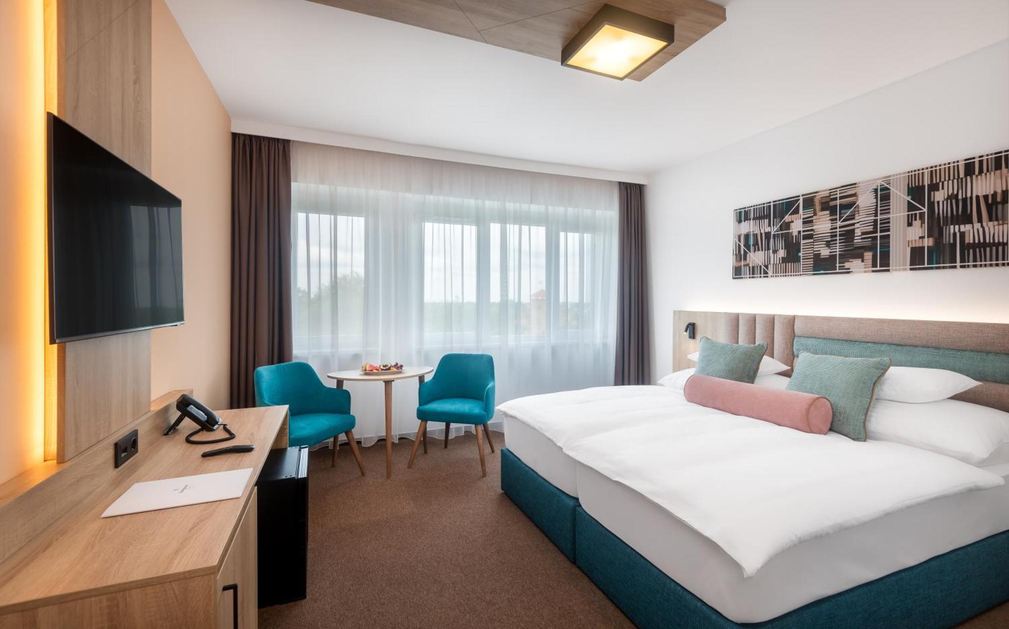 Hunguest Hotel Дьюла Екстер'єр фото